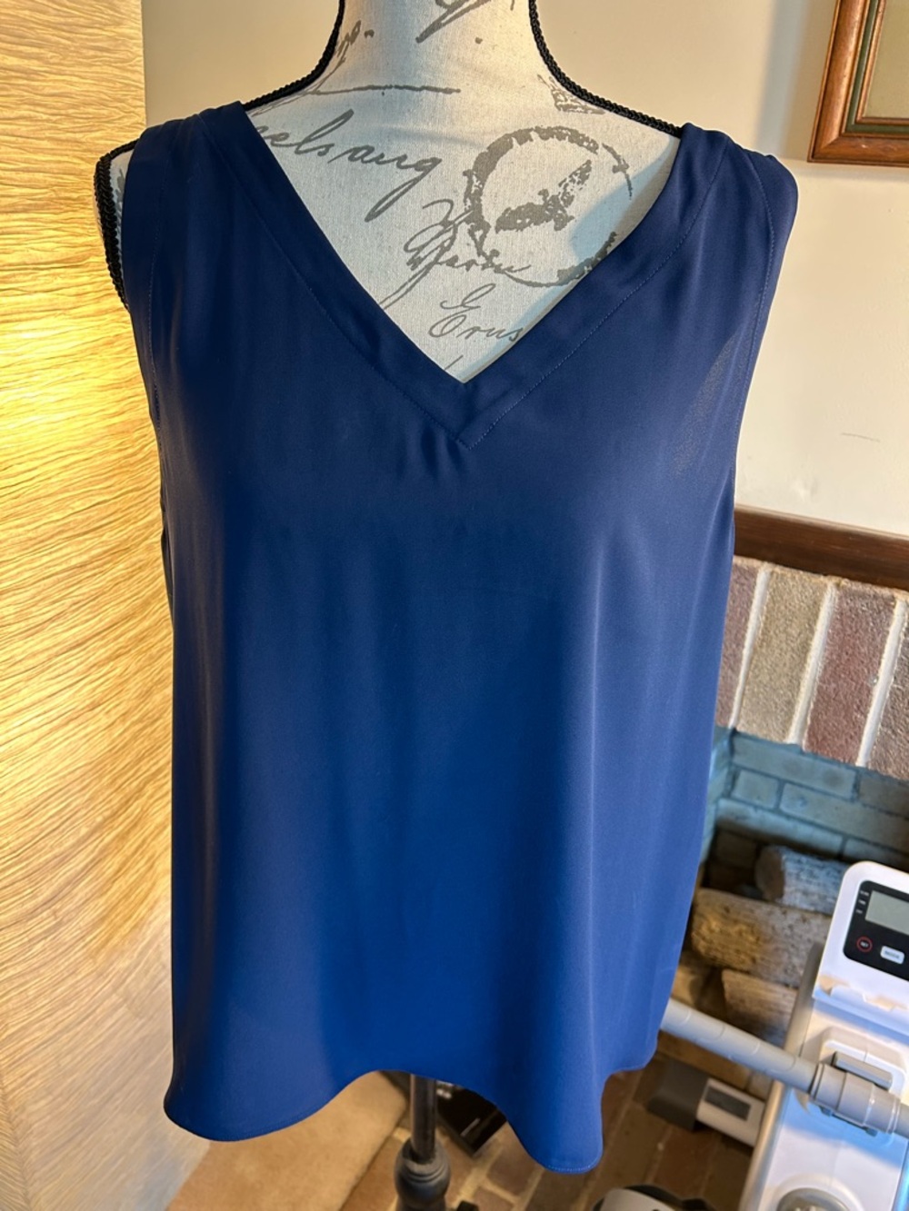 LOFT Navy V-Neck Sleeveless Blouse